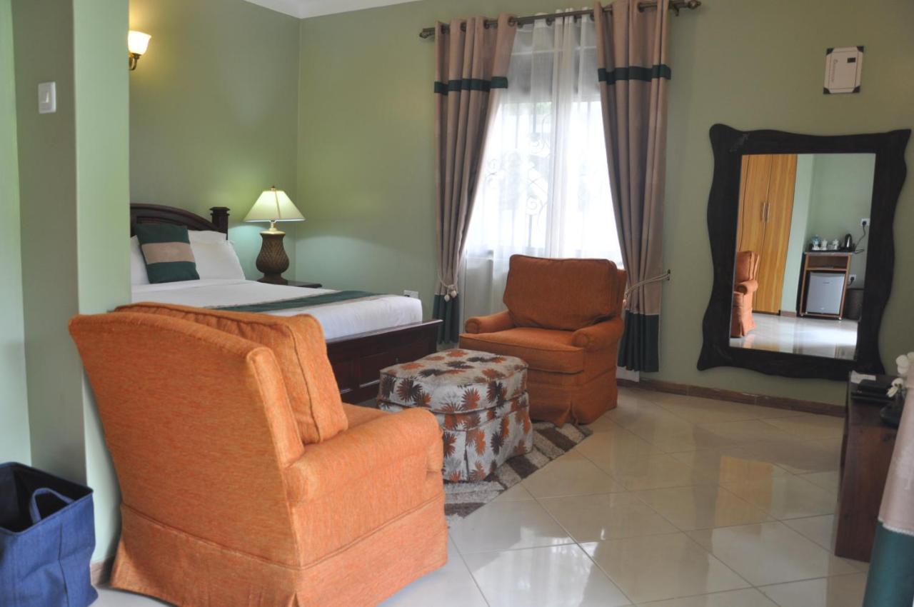 Home Bliss Hotel- Fort Portal Uganda エクステリア 写真