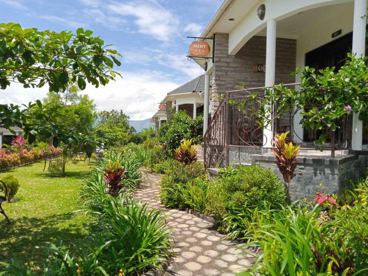 Home Bliss Hotel- Fort Portal Uganda エクステリア 写真