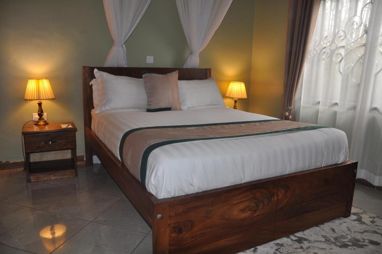 Home Bliss Hotel- Fort Portal Uganda エクステリア 写真