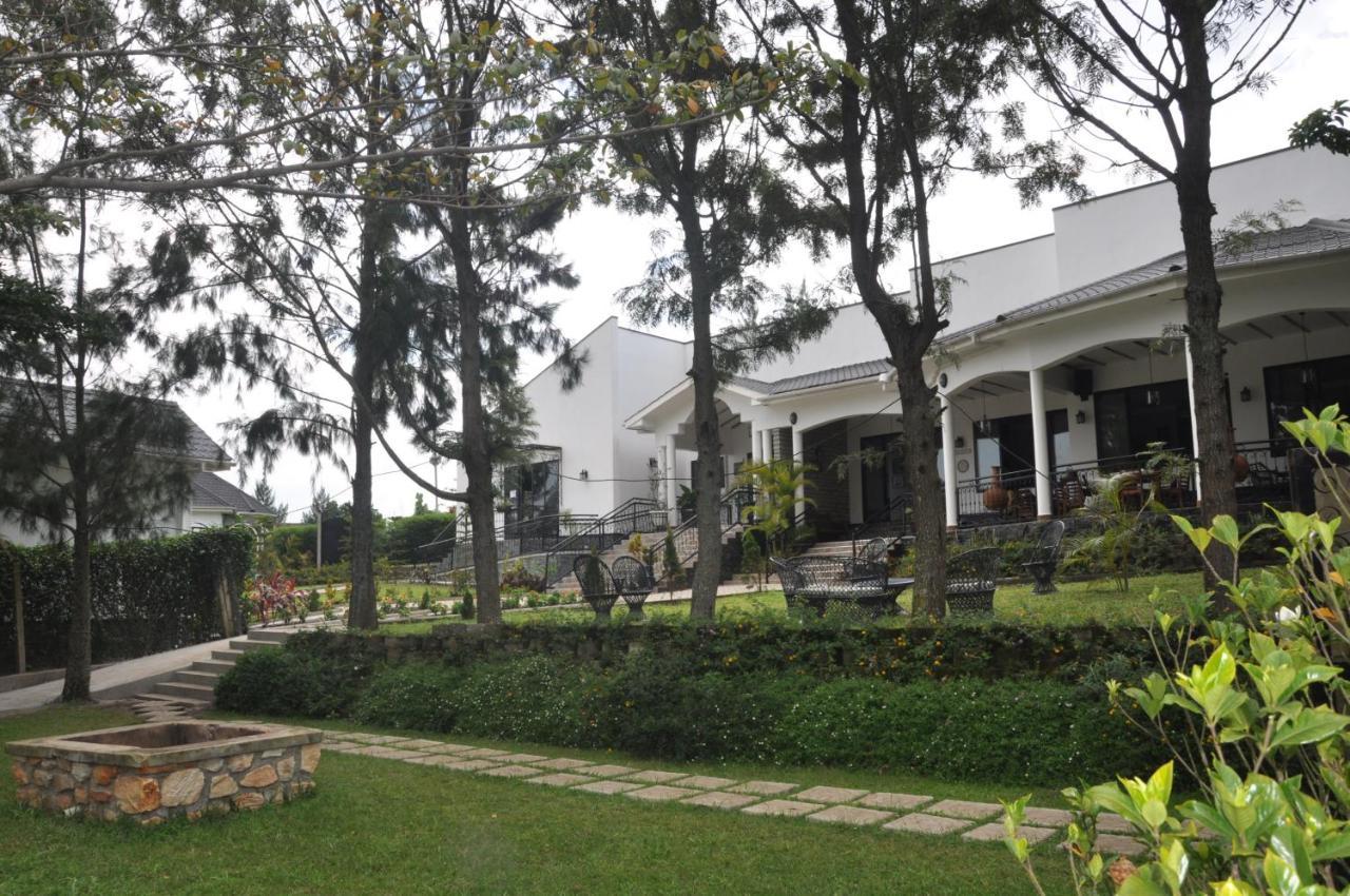 Home Bliss Hotel- Fort Portal Uganda エクステリア 写真