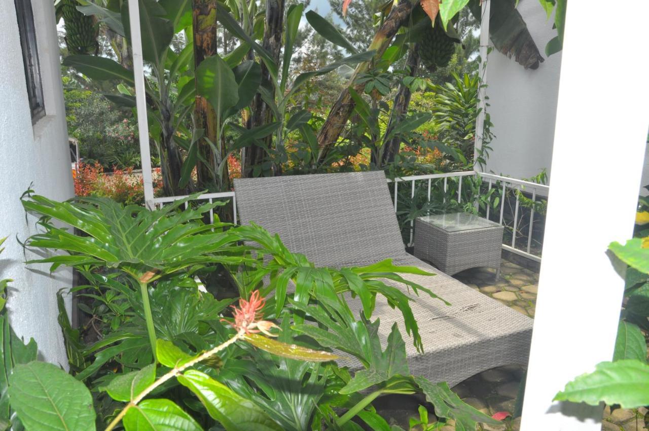 Home Bliss Hotel- Fort Portal Uganda エクステリア 写真