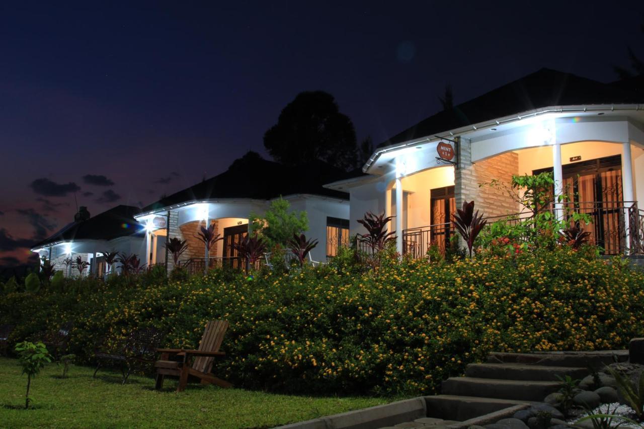 Home Bliss Hotel- Fort Portal Uganda エクステリア 写真