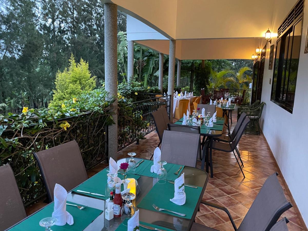 Home Bliss Hotel- Fort Portal Uganda エクステリア 写真