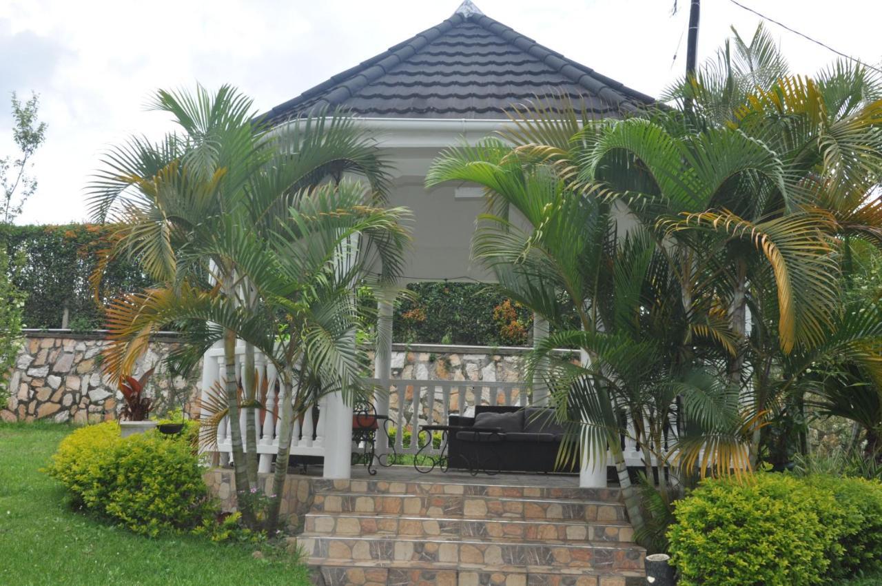 Home Bliss Hotel- Fort Portal Uganda エクステリア 写真