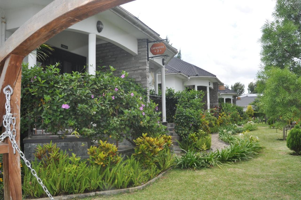Home Bliss Hotel- Fort Portal Uganda エクステリア 写真