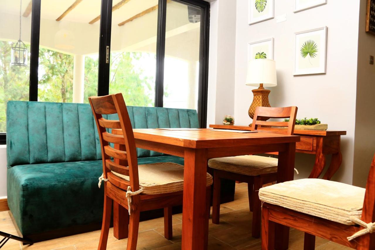 Home Bliss Hotel- Fort Portal Uganda エクステリア 写真