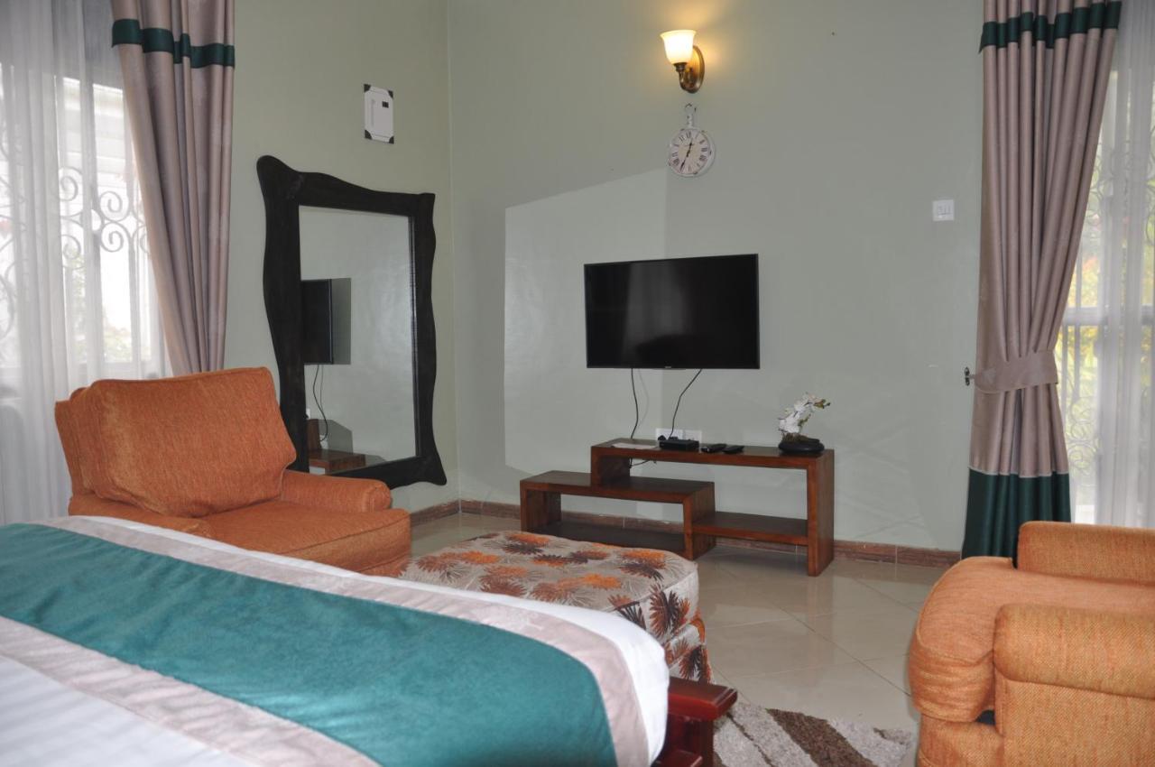 Home Bliss Hotel- Fort Portal Uganda エクステリア 写真